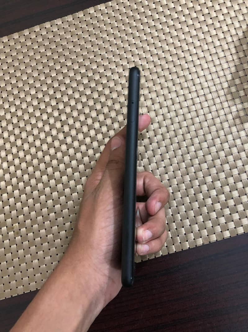 Google Pixel 4XL - 10/10 Condition 4