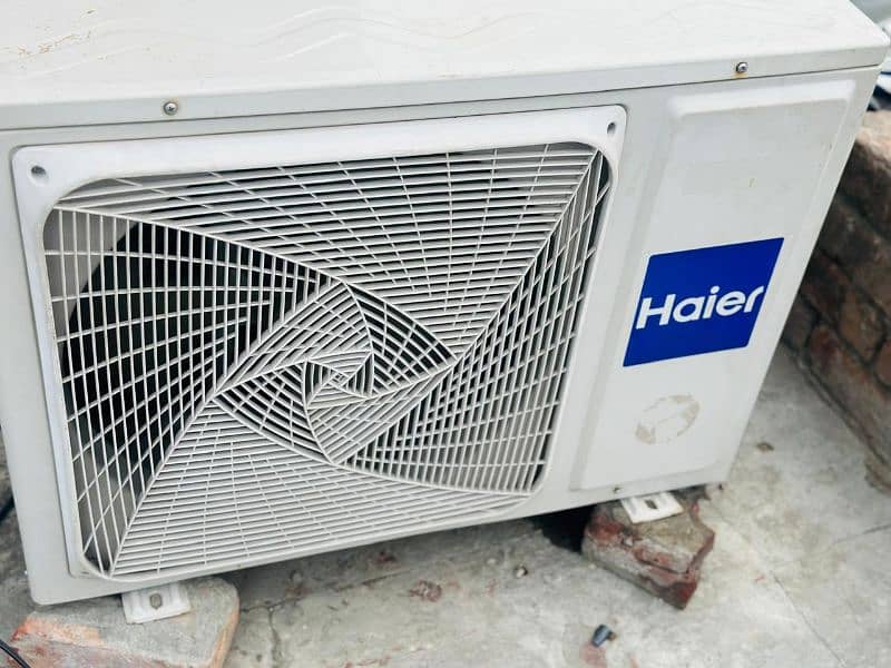 Hair AC 1.5 ton available hy  good condition, 1