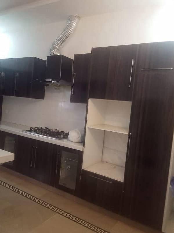 1 Kanal Furnished House Lower Portion For Rent in DHA Phase 7 Reasonable Rent 6