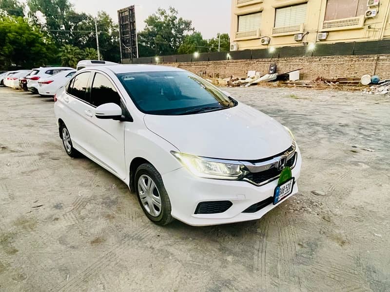 Honda City IVTEC 2022 1.2 M/T 1