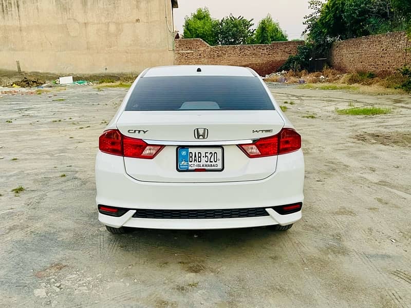 Honda City IVTEC 2022 1.2 M/T 6