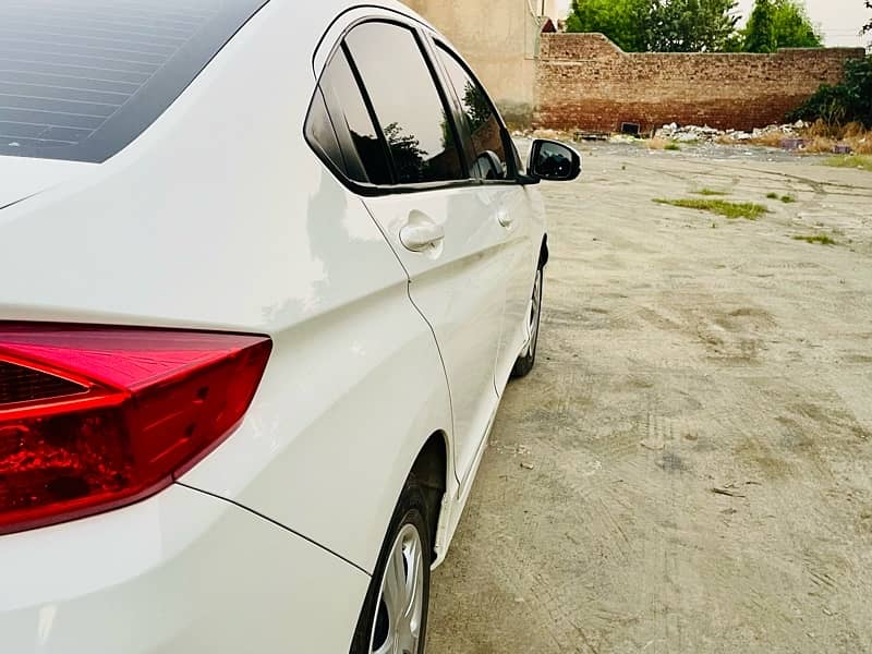 Honda City IVTEC 2022 1.2 M/T 7