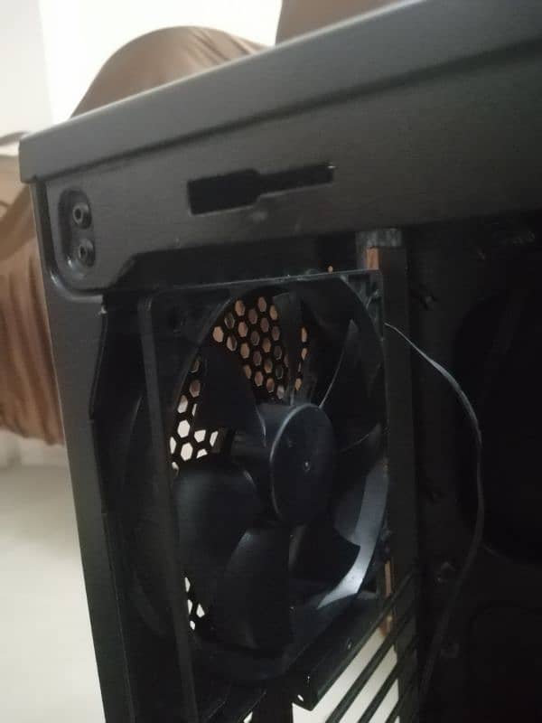 Corsair Casing For Gaming PC Case Only Without PSU 2