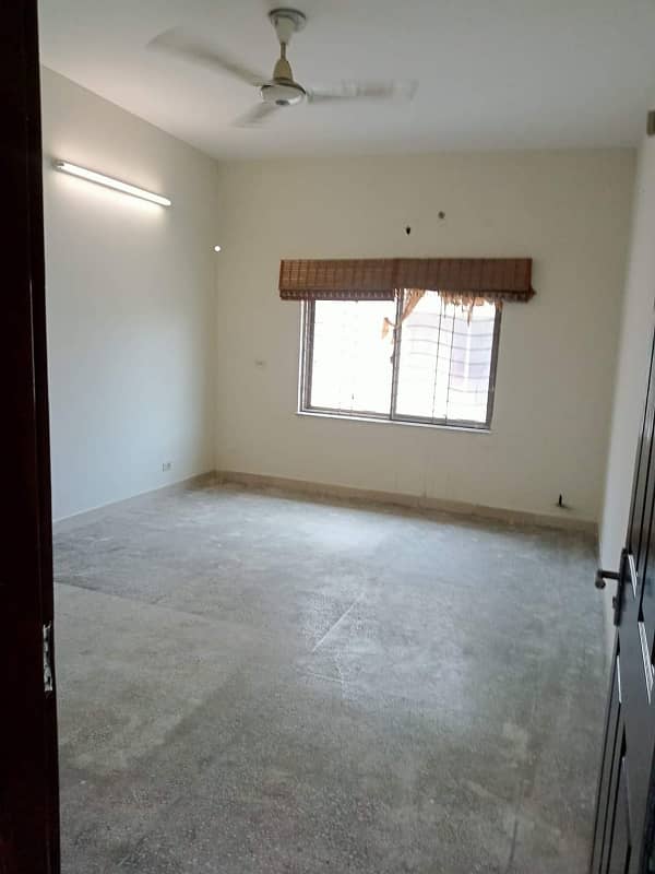 10 Marla 3 Bed House For Rent In Askari 11 Lahore 24