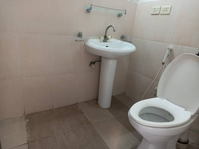 5 Marla 2 Bedroom attach bathroom Flat For Rent In Askari 11 9