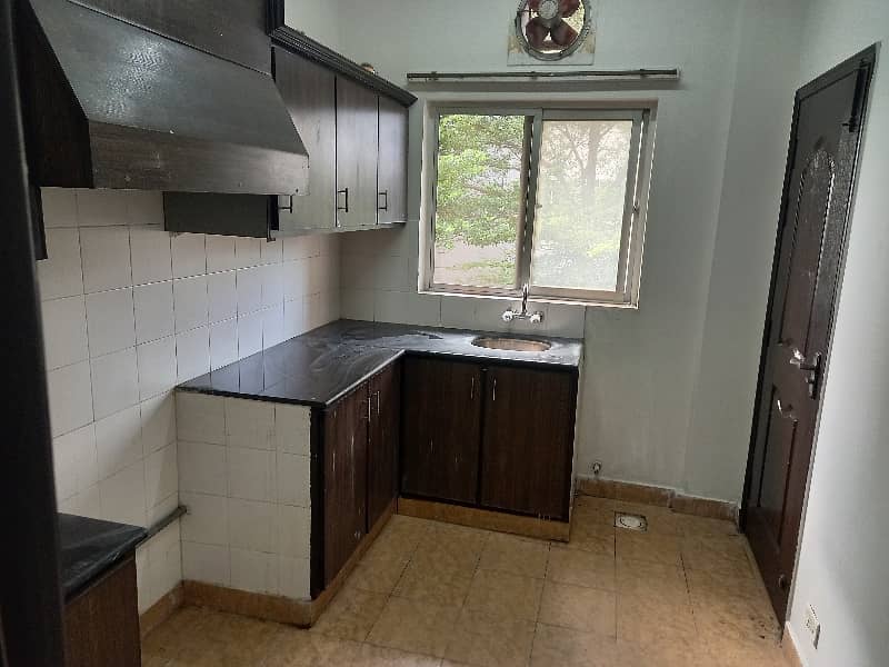 5 Marla 2 Bedroom attach bathroom Flat For Rent In Askari 11 3