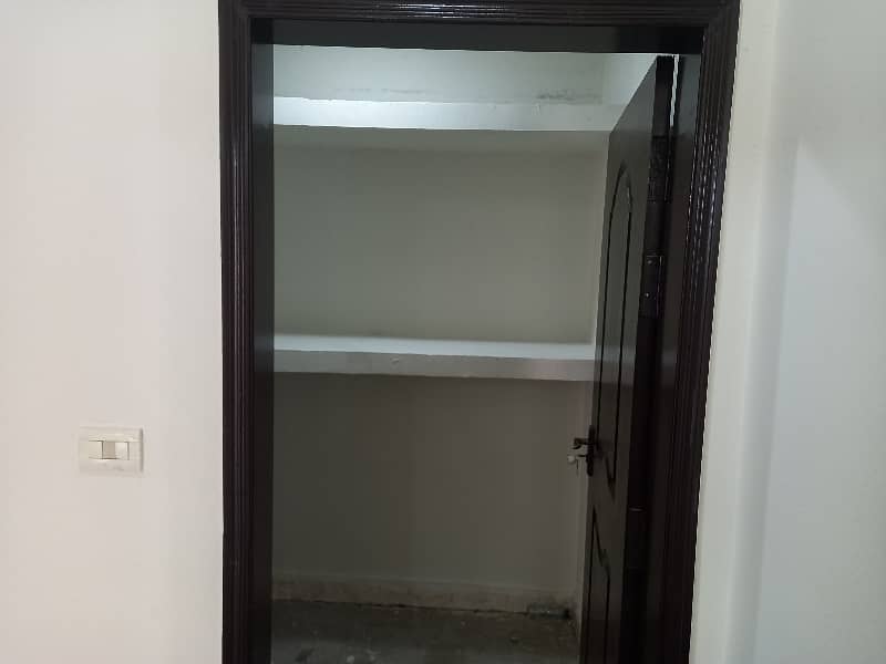 5 Marla 2 Bedroom attach bathroom Flat For Rent In Askari 11 4