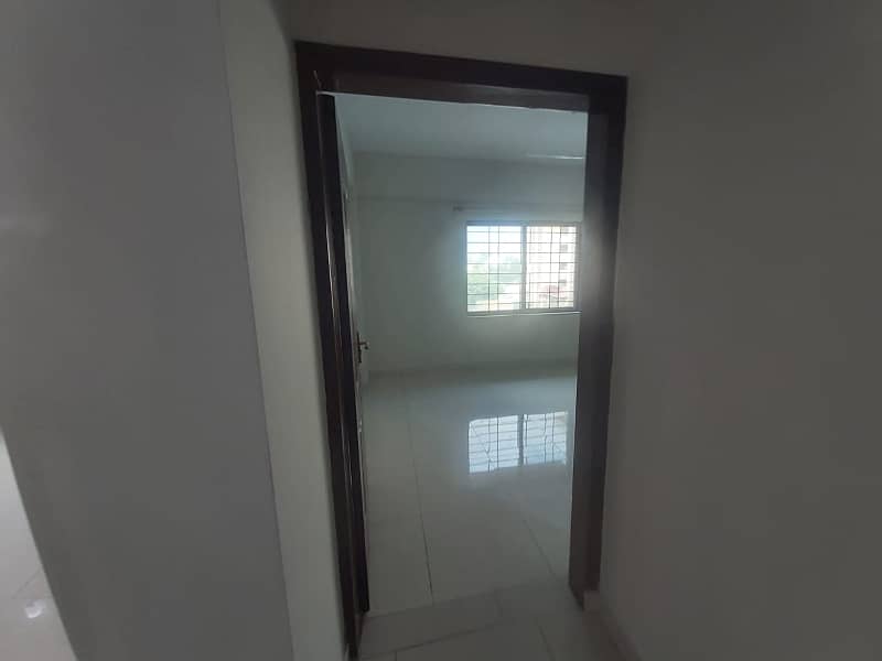 10 Marla Flat For Rent In Askari 11 Lahore 9