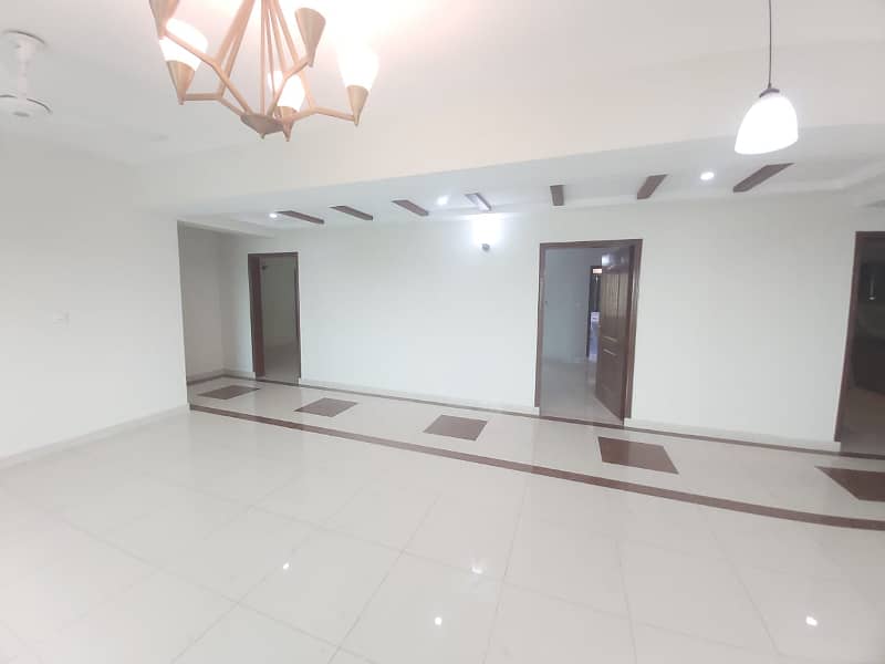 10 Marla Flat For Rent In Askari 11 Lahore 23