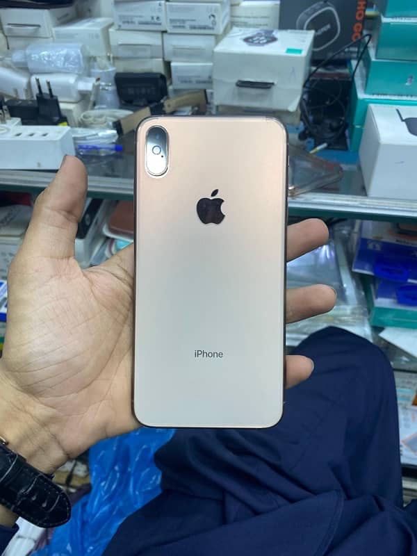 IPHONE XS MAX APPROVED GOLD COLOUR WITH LIMITED GOLD GEARS2 watch 7