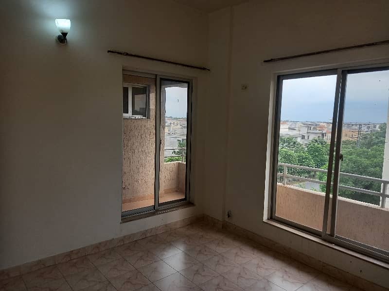 5 Marla 2 Bedroom Attach Bathroom Flat For Rent In Askari 11 12