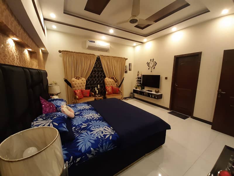 1Kanal Most Beautiful House Available For Sale DHA Phase 5 6