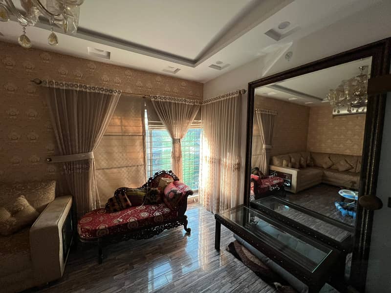 1Kanal Most Beautiful House Available For Sale DHA Phase 5 16