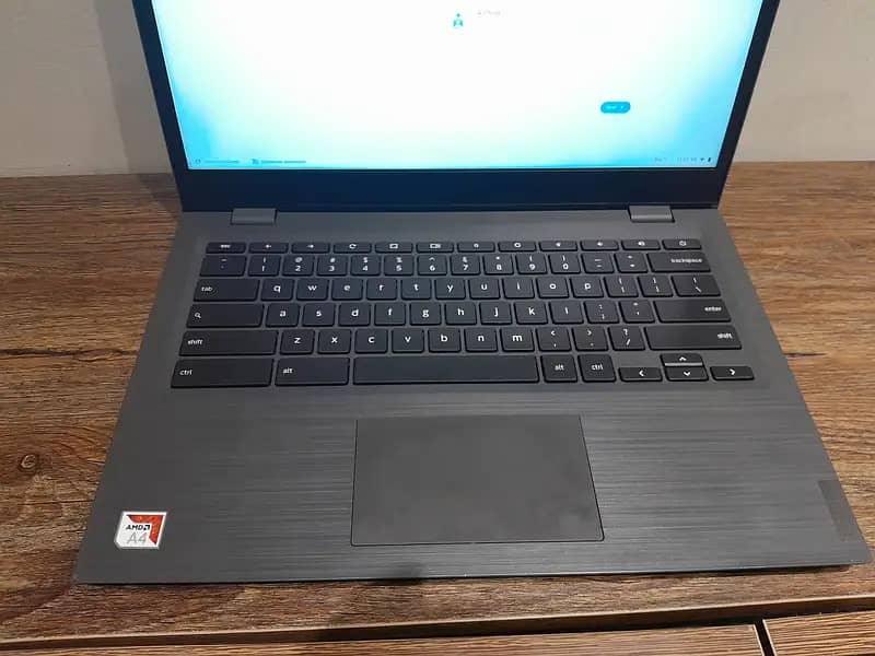 Lenovo Chromebook 14E - Ram 4 GB - SSD 32 GB - LED 14.0" 4