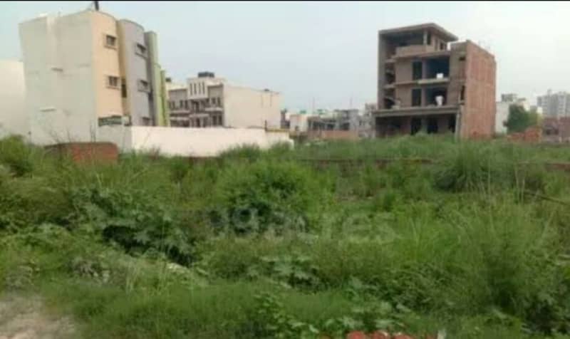 10 Marla Residential Plot No18. Block E5 At Prime Location Of FDA CITY Faisalabad 2