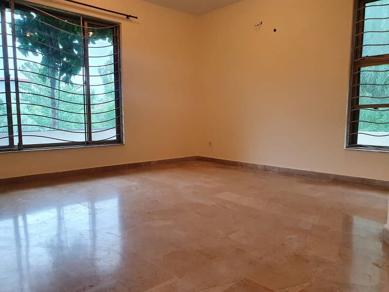 F10 Markaz Prime Living Location 2 Beds Upper Portion Of Rent 6