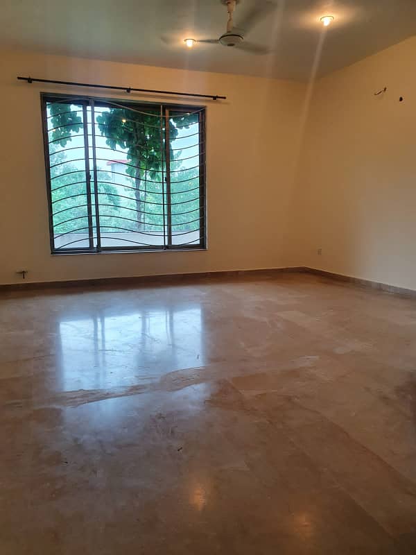 F10 Markaz Prime Living Location 2 Beds Upper Portion Of Rent 9