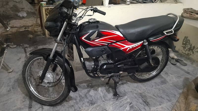 Honda pirdar 100 cc model 21+22 1