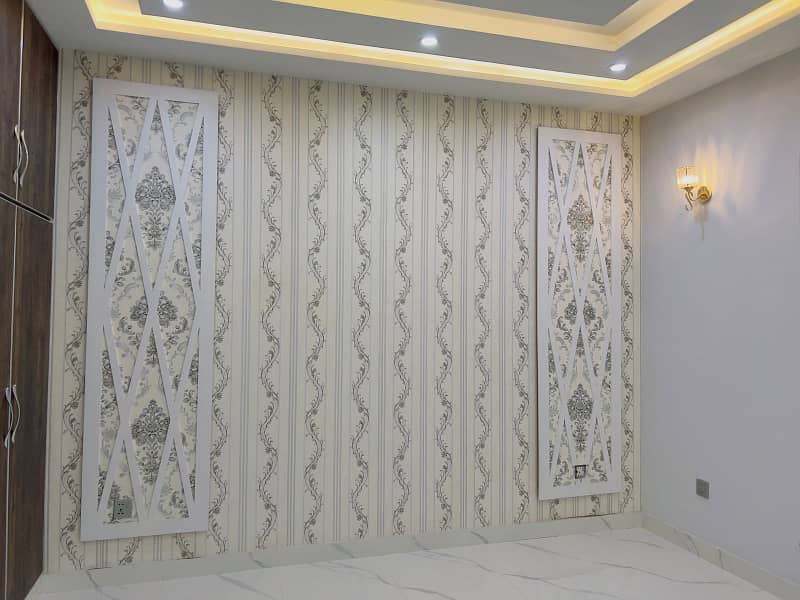 BRAND NEW 10 MARLA HOUSE FOR RENT IN BAHRIA TOWN LAHORE 19