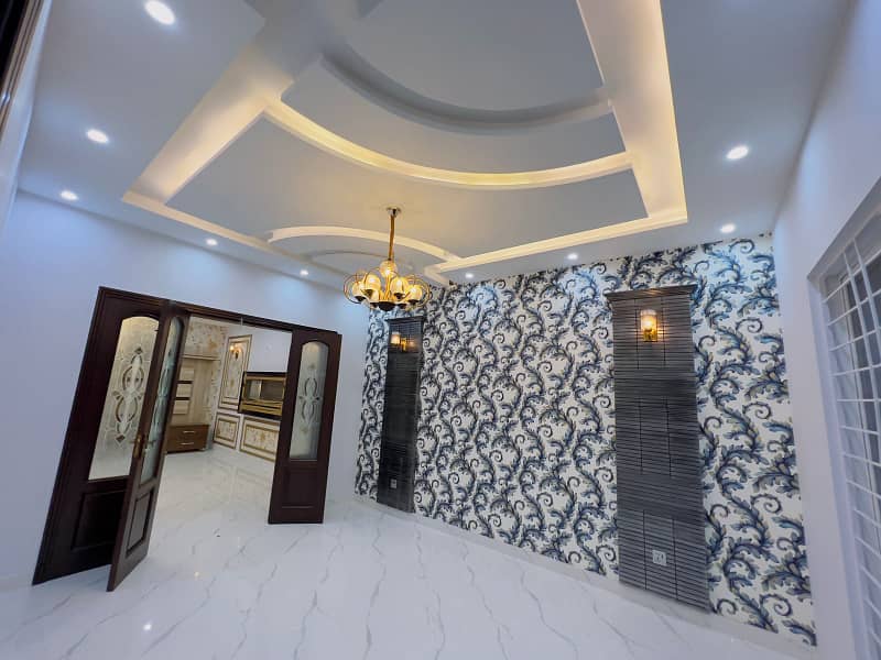 BRAND NEW 10 MARLA HOUSE FOR RENT IN BAHRIA TOWN LAHORE 26