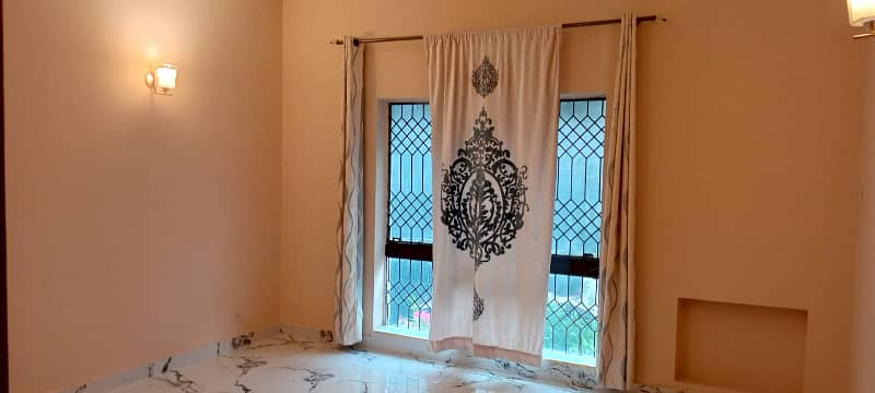 Near Masjid Chowk- 1 Kanal Upper Portion For Rent In DHA Phase 1 Lahore 9