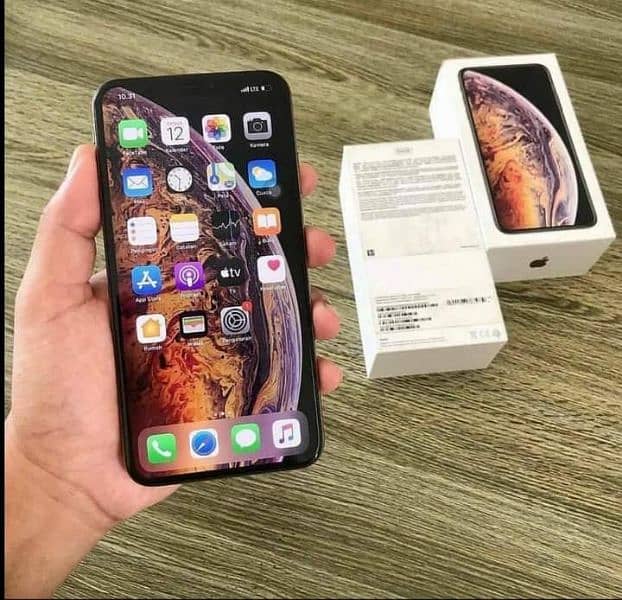 iPhone xs max 256 GB 03327127749 my what'sap 1