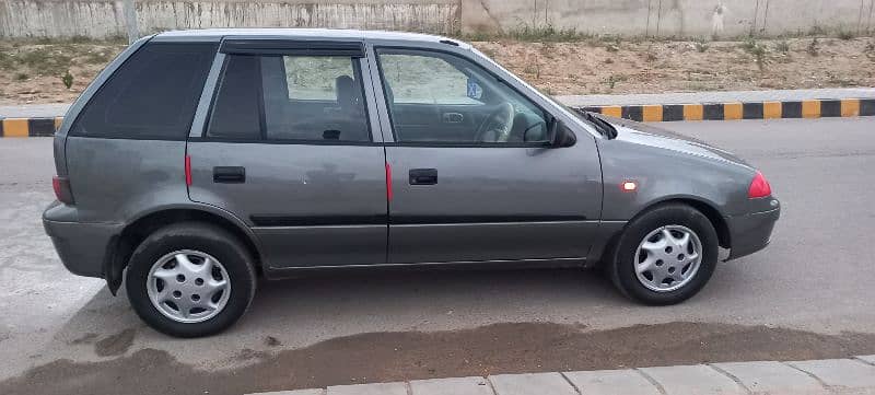 SUZUKI CULTUS VXRI EFI 2009 10