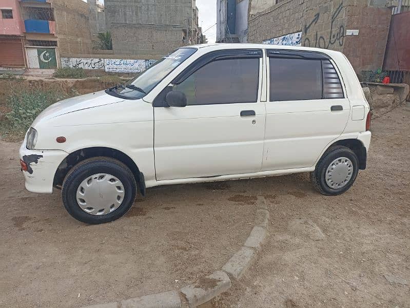 Daihatsu Cuore 2004 9