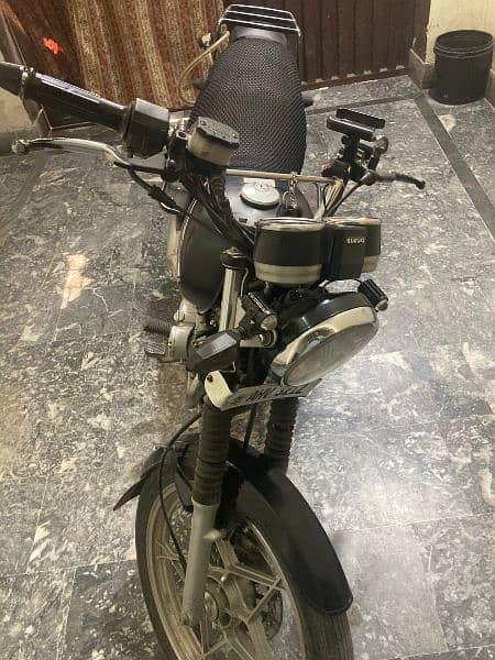 Suzuki 150 special addition 1