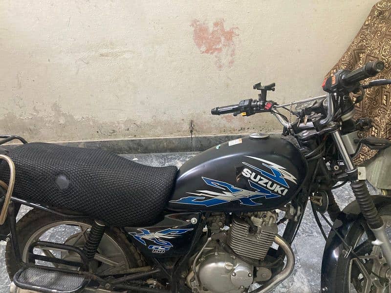 Suzuki 150 special addition 2