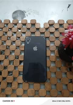 iphone xr 64 gb hyy battery heath 86 hyy 10by8 condishion hy all ok hy