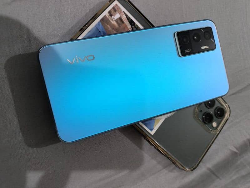 VIVO V23E 8+4/256GB 3