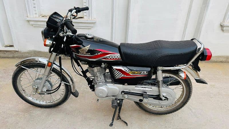 Honda CG 125 2024 1