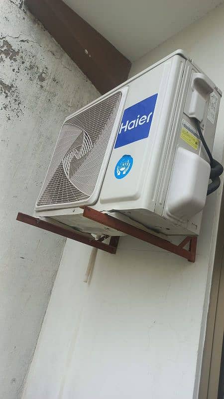 Hair Ac split inverter heat and cooling good condition 1