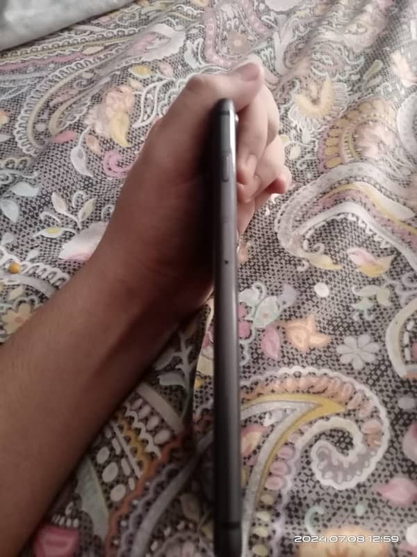 iphone 8 plus non pta for sale 6