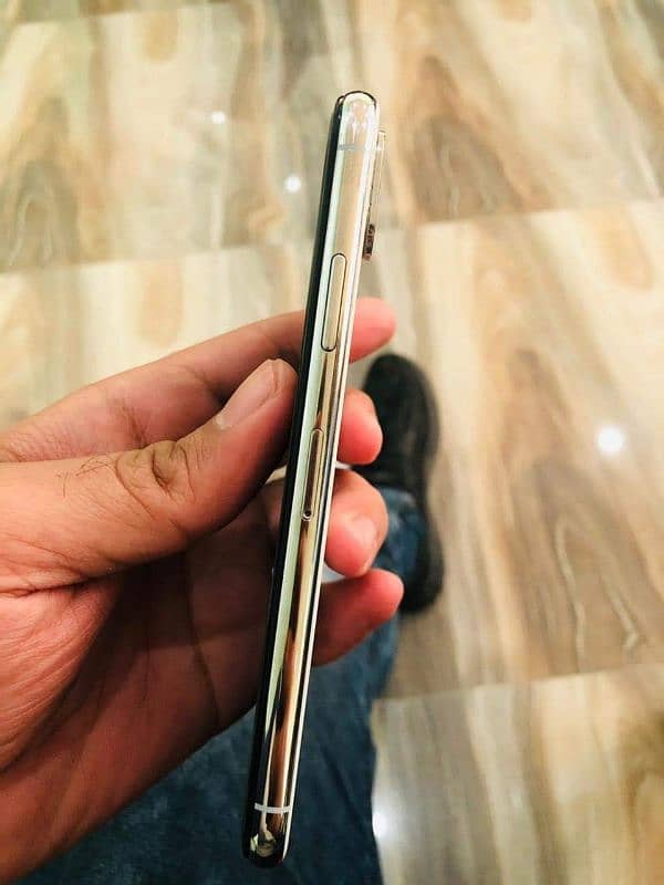 exchange/sale iphone X 256gb non pta  full 10/10 condition 1