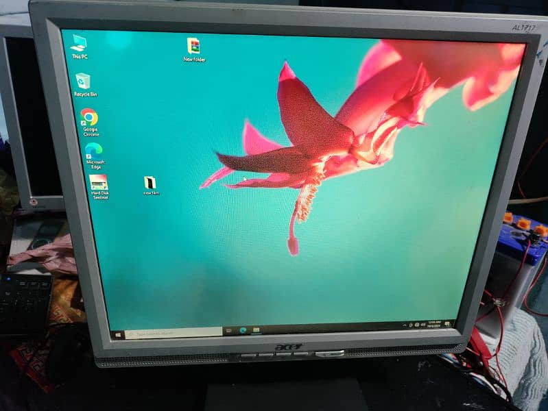 ACER 17" COMPUTER MONITOR CHECKING WARRANTY. 03122810637 4