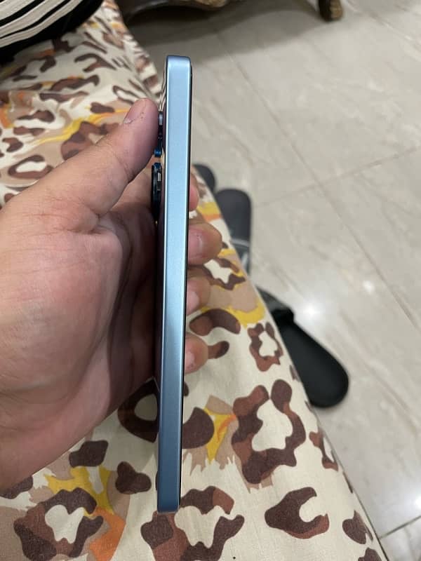 Redmi note 13 4