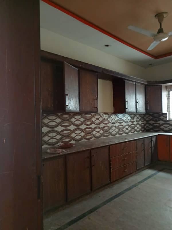 1 Kanal house for rent johar town main road school academy office (Call center + Software house) 24