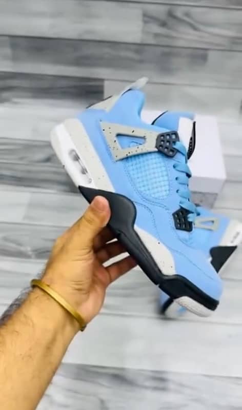 NIKE AIR JORDAN 4 WhatsApp no 03312058578 1