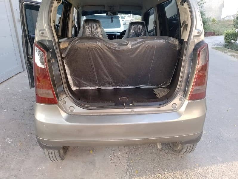 Suzuki Wagon R 2014 9