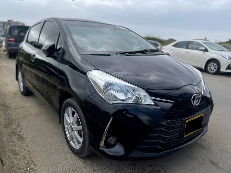 Toyota Vitz F 1.0 Safety Edition I|l 2017 Model 2020 Brand New! 12