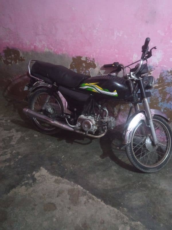 Honda cd70 for sale model 2014 3