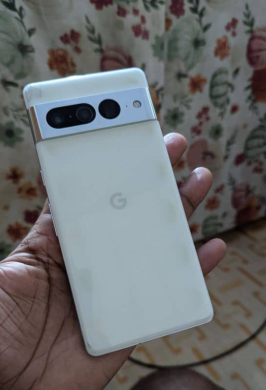 GOOGLE PIXEL 7 PRO URGENT SELL (NO EXCHANGE) 4