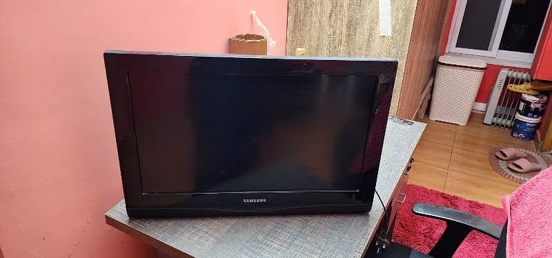 Samsung 32" LED. 1