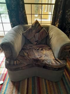 7 Seater Sofa Set Neat condition 0