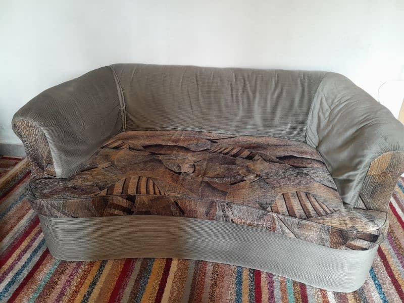 7 Seater Sofa Set Neat condition 3