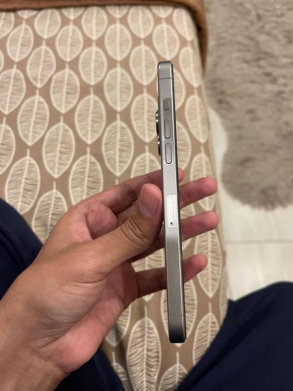 I am selling my. Apple IPhone 15 Pro Max Natural Titanium 1