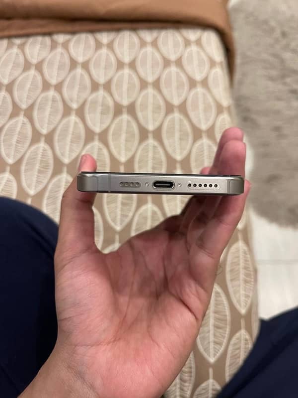 I am selling my. Apple IPhone 15 Pro Max Natural Titanium 2