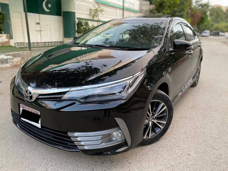 TOYOTA COROLLA ALTIS GRANDE 2019 1